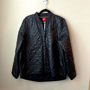 Women’s Nike XL Primaloft Bomber Jacket BNWT